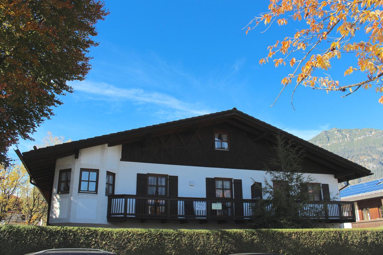 Carina, Martin, Michael & Sissi Apartment Garmisch-Partenkirchen Exterior photo